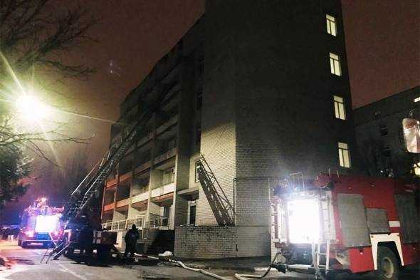 Названа возможная причина страшного пожара в больнице Запорожья
