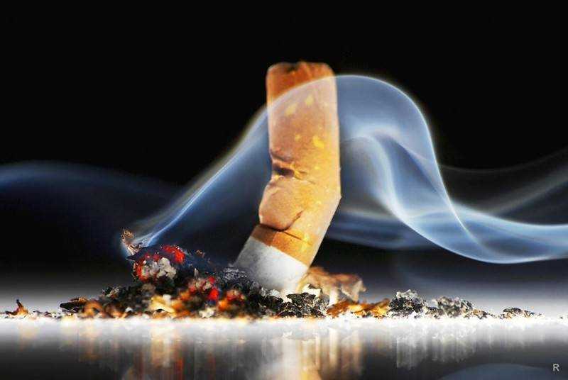 Коронавирус у курильщиков: в ВОЗ напугали статистикой