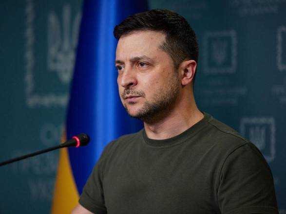 "Ми вдома і захищаємо Україну": Зеленський миттєво відреагував на фейк хакерів в ефірі українського телеканалу