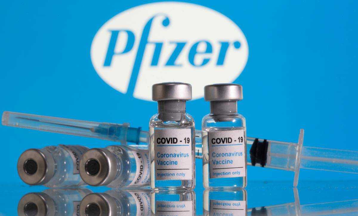 Вакцина Pfizer стала першою, яка отримала остаточну ліцензію в США