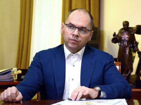 До України прямує 500 тис. доз вакцини AstraZeneca: Степанов показав, як вантажили партію