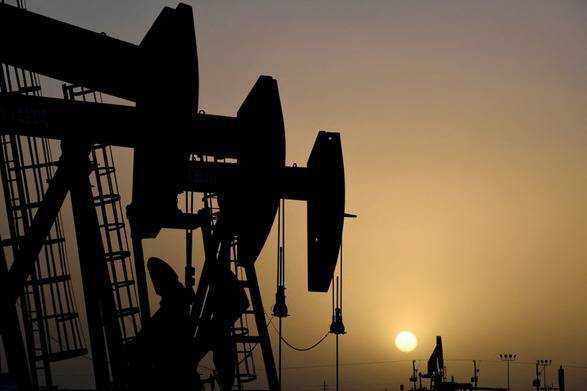Ціна нафти Brent коливається біля 92 дол. напередодні переговорів ОПЕК+ про скорочення поставок