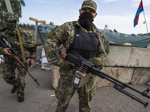 Ситуація на Донбасі: зафіксовано три порушення "тиші", бойовики стріляли з мінометів та гранатометів