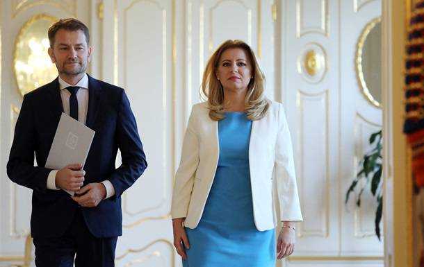 Президент Словаччини прийняла відставку прем'єра через скандал з Супутником