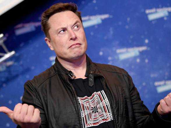 Ілон Маск незадоволений відсутністю прогресу у розробці двигунів Raptor. Компанії SpaceX загрожує банкрутство