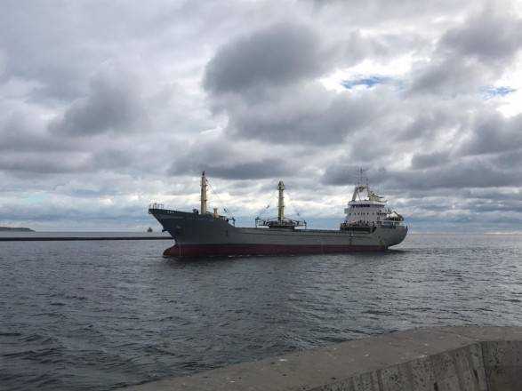 "Зернова ініціатива": з портів Одещини вийшло ще сім суден
