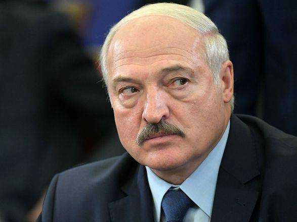 Лукашенко заявив, що "відріже" Україні постачання електрики та ПММ у разі загострення на Донбасі
