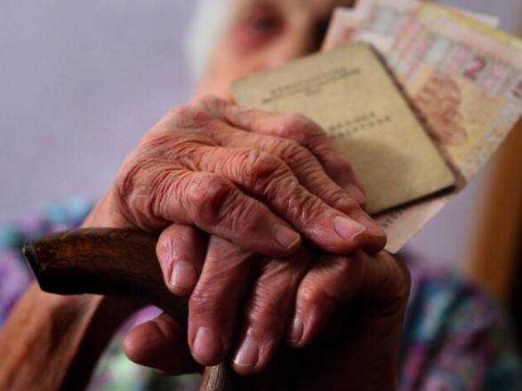 В Україні з 1 квітня підвищать пенсійний вік для частини громадян