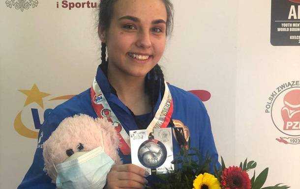 Українка Лакійчук здобула срібло на молодіжному чемпіонаті світу з боксу