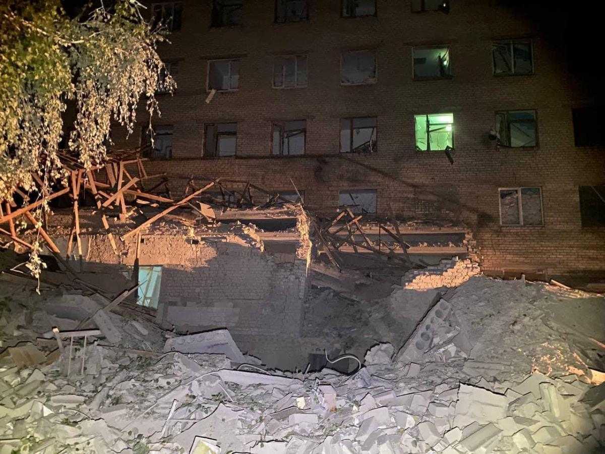 Росіяни вдарили по перинатальному центру у Краматорську