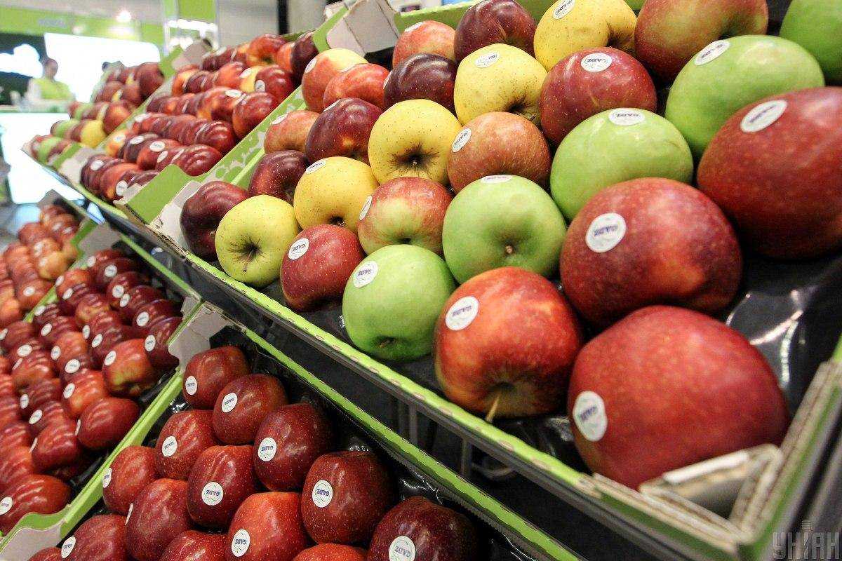 Ціни на яблука в Україні пробили трирічне "дно"