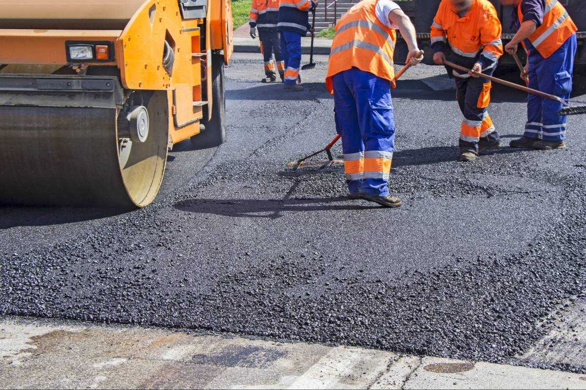 В Украине анонсировали масштабный ремонт дорог