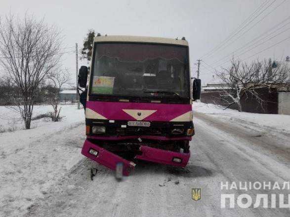 На Харківщині зіткнулися два рейсових автобуси: є постраждалі