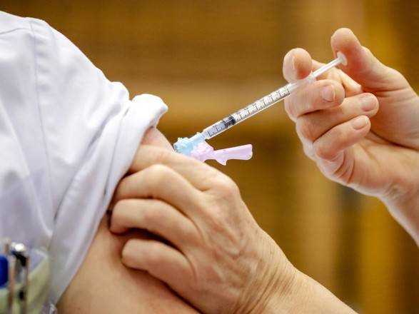 США оголосили країни для отримання 55 млн доз вакцини від COVID-19: у списку знову є Україна