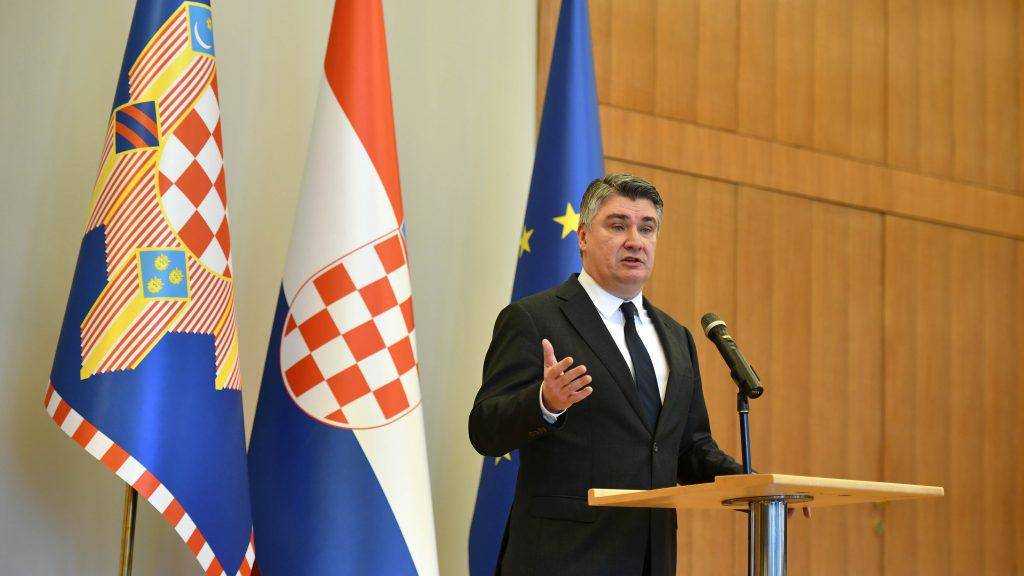 Президент Хорватії загримів у "Миротворець" після образливих заяв про Україну