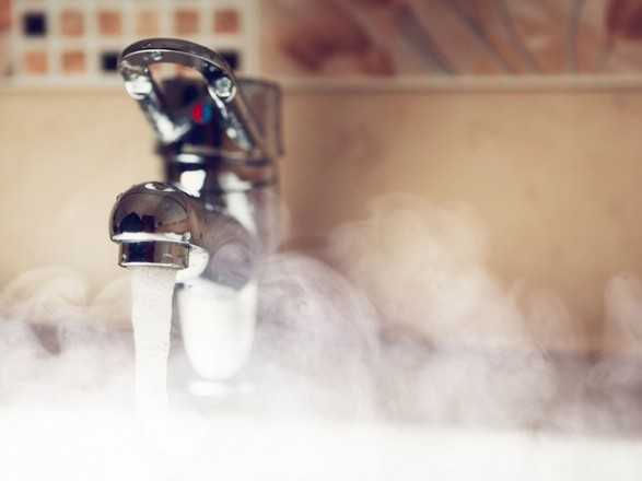 Уряд продовжив дію пільгової ціни на газ для постачальників гарячої води