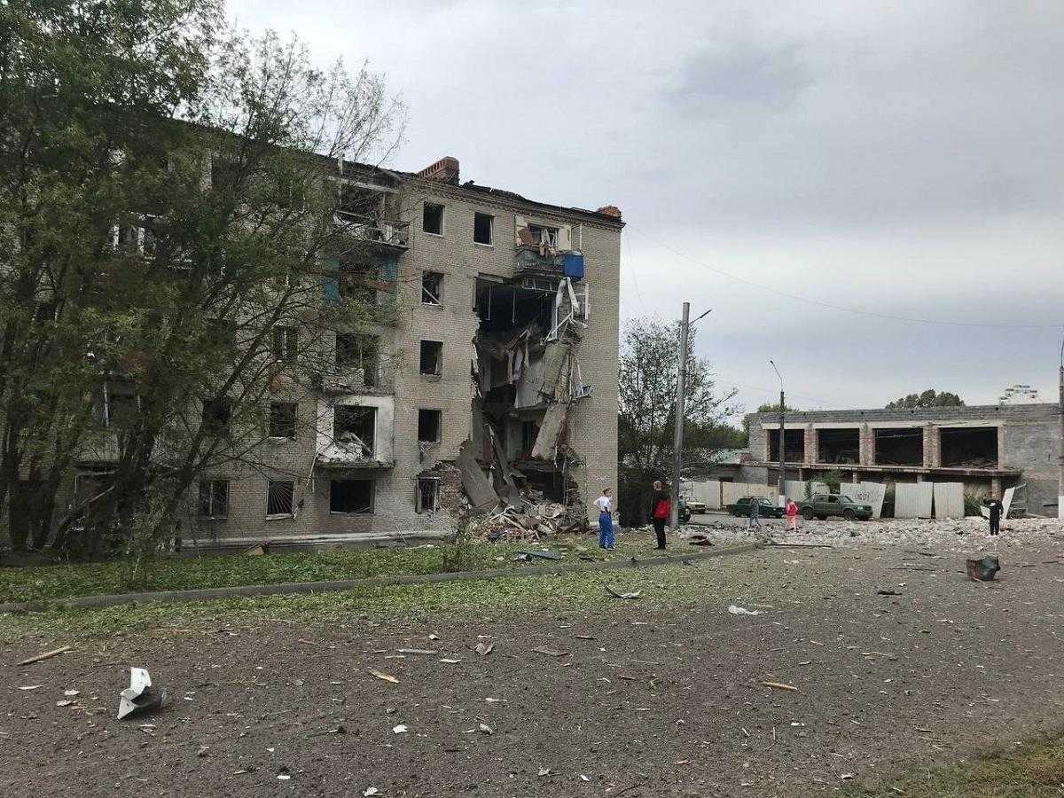 Окупанти вдарили по Краматорську, Слов'янську та Миколаївці: є поранений
