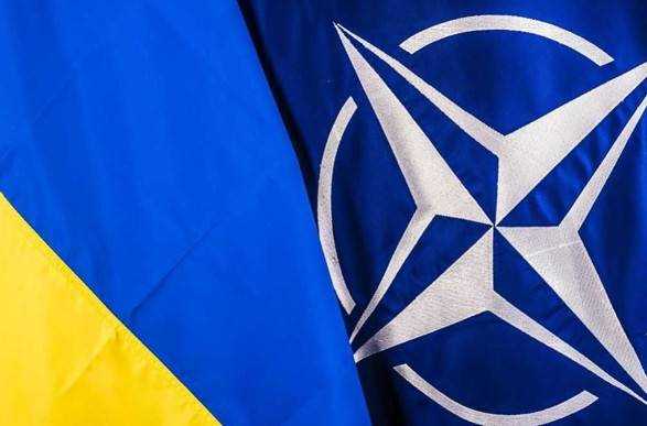 У НАТО попередили: білорусь готує обстановку для виправдання наступу на Україну та розміщення ядерної зброї росії