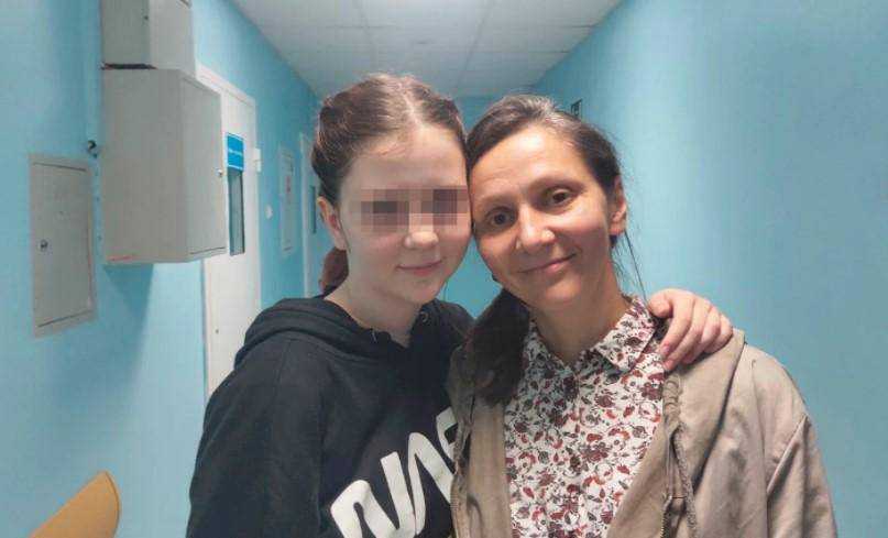 Заставляют раздеваться: 14-летняя школьница, которую ФСБ РФ кинула в психдиспансер, рассказала о ненормальных условиях