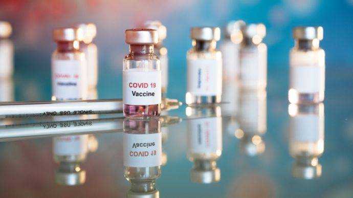 Зеленский объяснил, почему Украина не получила вакцину от COVID