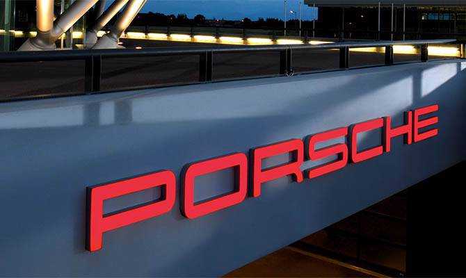 Немецкого производителя спортивных автомобилей Porsche оштрафовали на 500 миллионов евро