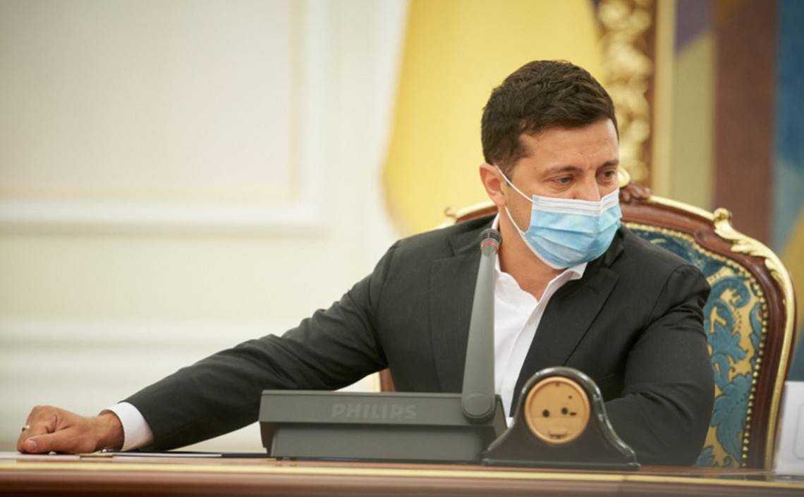 Зеленський підписав закон про штрафи за порушення габаритно-вагового контролю