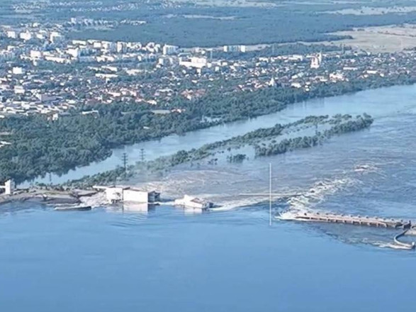 Оккупанты начали взрывать ГЭС в два ночи - мэр Новой Каховки
