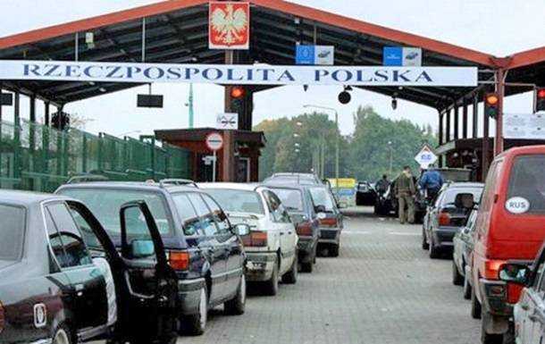 На польской границе стали тщательнее проверять украинцев