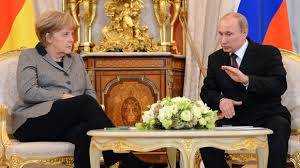 Британская газета Independent сегодня написала, что Меркель и Путин разрабатывали тайный план по стабилизации ситуации в Украине