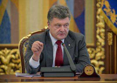 Число контролирующих органов правительство сократит до 19 с 83 – Порошенко
