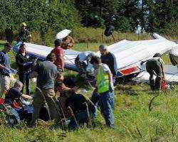 В Днепропетровской области упал самодельный самолет, травмированы два человека