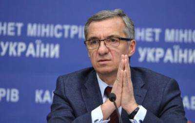Минфин Украины Шлапак сообщил, что проект госбюджета-2015 предусматривает рост экономики на 2% при инфляции 13%