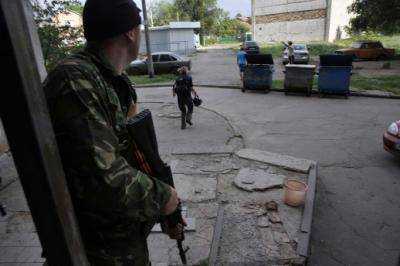 В Донецке террористы похитили из пассажирского автобуса на блокпосту двух человек – милиция