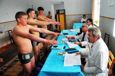 В России начинается призыв в армию, служить пойдут более 154 тыс. человек