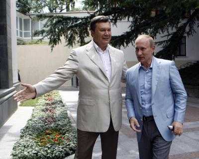 Президент РФ предоставил российское гражданство Януковичу, Азарову и Пшонке – советник министра
