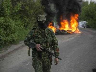 За сутки боевики увеличили количество обстрелов позиций сил АТО - СНБО