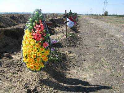 В зоне АТО на востоке Украины не хватает добровольцев для вывоза тел