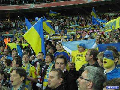 На матче Беларусь-Украина задержано более 100 человек за нецензурную песню о Путине (видео)