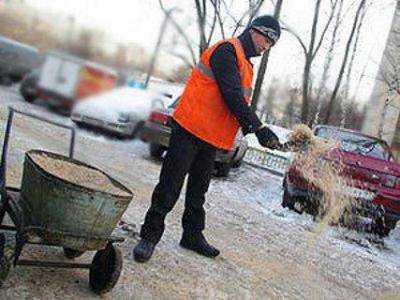 В Киеве приобретено достаточно соли и песчаной смеси для борьбы с гололедом - КГГА