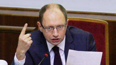 Премьер-министр Украины Яценюк поручил проверить наличие лекарств в всех регионах и взять под особый контроль медицинское обеспечение в зоне АТО