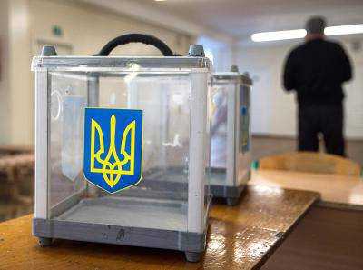 В Молдове открылись два избирательных участка по голосованию на парламентские выборы Украины
