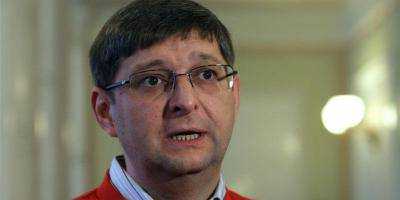 Руководитель центрального штаба Блока Порошенко Виталий Ковальчук считает нецелесообразным введение права вето на решения коалиции для небольших по численности фракций в ВР