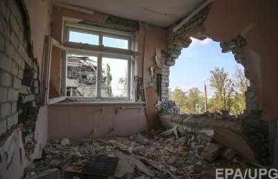 Из-за боевых действий в Донецкой области остаются обесточенными 35 населенных пунктов