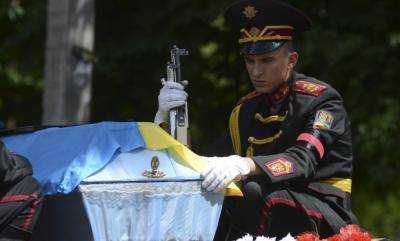 СНБО: За последние сутки погибли трое украинских военнослужащих и 15 получили ранения