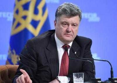 Сегодня Порошенко встретился с министром иностранных дел Турции