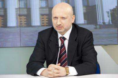 С 10 ноября Турчинов распорядился провести люстрацию должностных лиц, которые назначаются и освобождаются от должностей парламентом