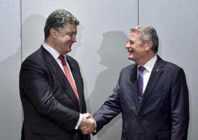 Глава Украины поблагодарил президента Германии за исключительную роль ФРГ в поиске путей деэскалации ситуации на Донбассе