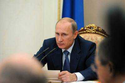 Путин назвал неизбежным падение рубля на фоне падения цен на энергоносители
