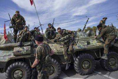 Боевики "ЛНР" ответили парадом в овечьих шкурах на празднование годовщины Евромайдана