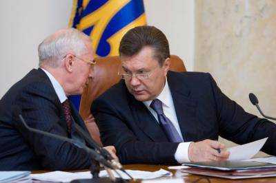 В Госдуме предлагают выдать Украине украинских политиков-беглецов Н.Азарова и А.Януковича